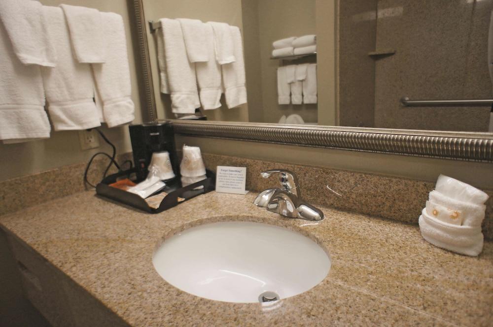 La Quinta Inn & Suites By Wyndham Broussard - Lafayette Area Exteriör bild